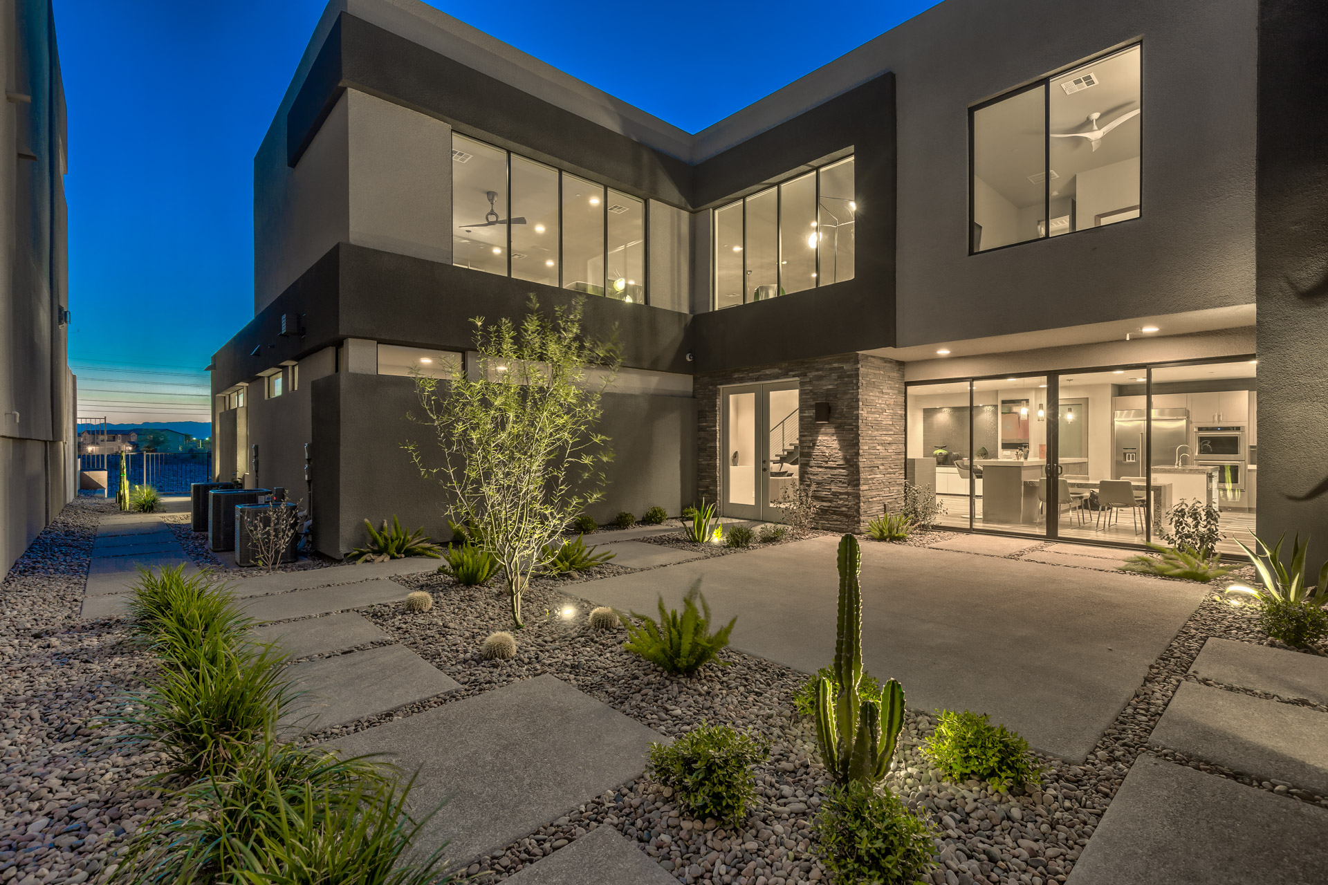 Las-Vegas-Million-Dollar-Homes-For-Sale-861-Vegas-View