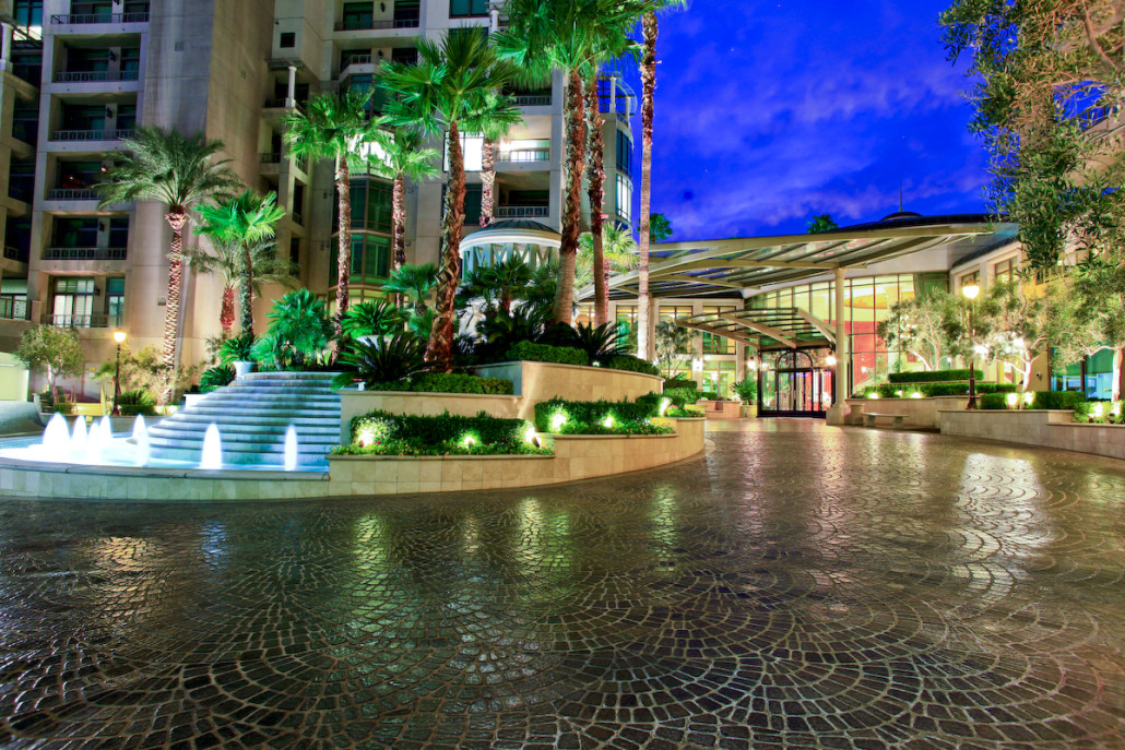 Park-Towers-Las-Vegas-COndos-For-Sale-Exterior