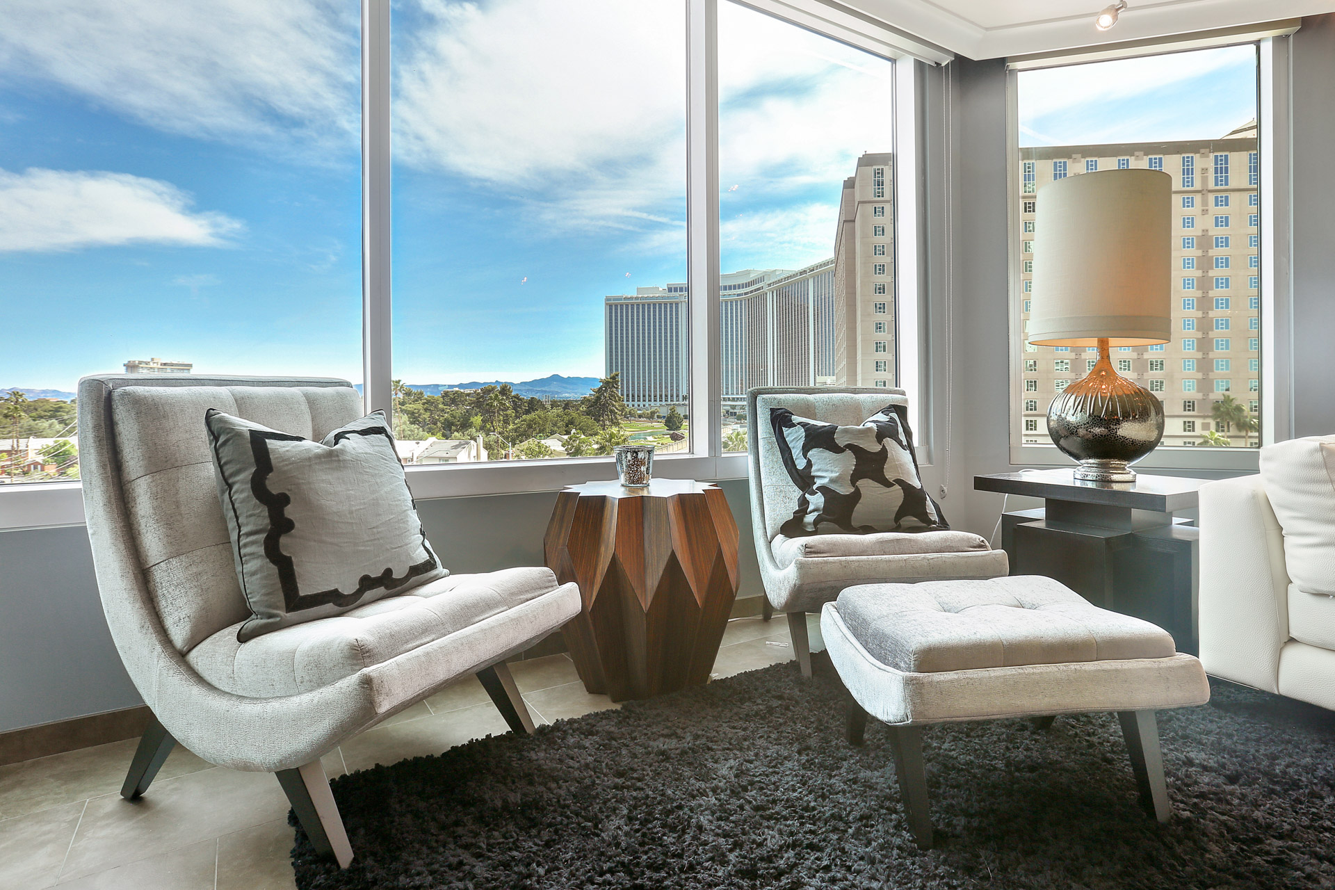 Turnberry Towers #402 condo in Las vegas for Sale by The Stark team